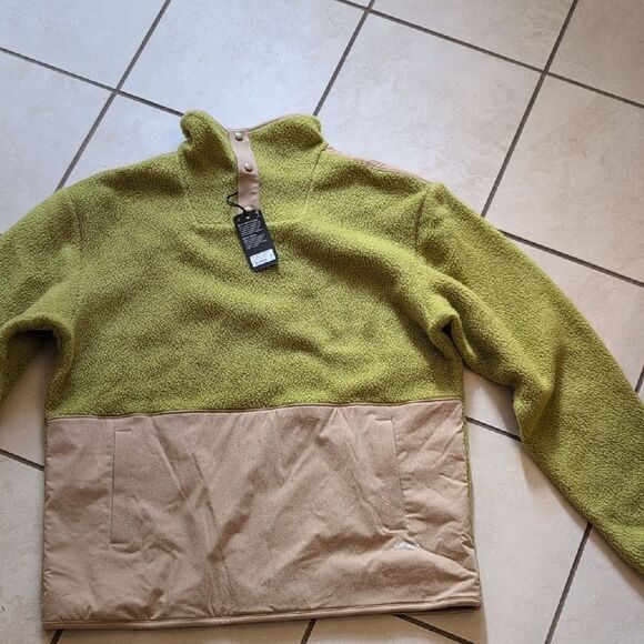 NWT Allbirds Fluff Fleece Snap Pullover Hazy Lime Beige Size L - Picture 2 of 10